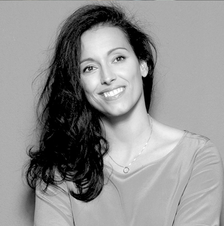 M&ordf; Teresa Perales Fern&aacute;ndez