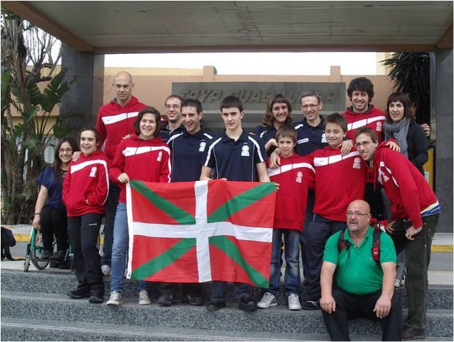 LA SELECCI&Oacute;N DE EUSKADI LOGRA EL TERCER PUESTO EN EL NACIONAL DE NATACION ADAPTADA POR CC.AA.