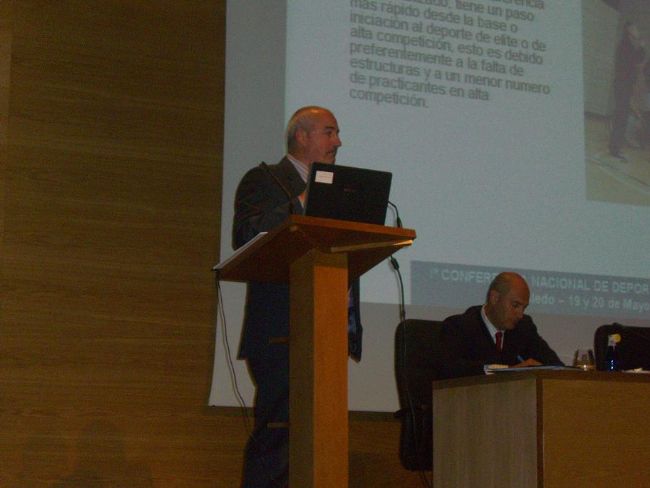 SEGUNDO BLOQUE DE LA CONFERENCIA: AN&Aacute;LISIS DE LA PROMOCI&Oacute;N DEL DEPORTE BASE ADPTADO HASTA LA COMPETICI&Oacute;N