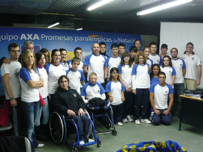 EL EQUIPO AXA DE PROMESAS PARAL&Iacute;MPICAS DE NATACI&Oacute;N CELEBRA SU SEGUNDA CONCENTRACI&Oacute;N EN EL CAR DE MADRID 
