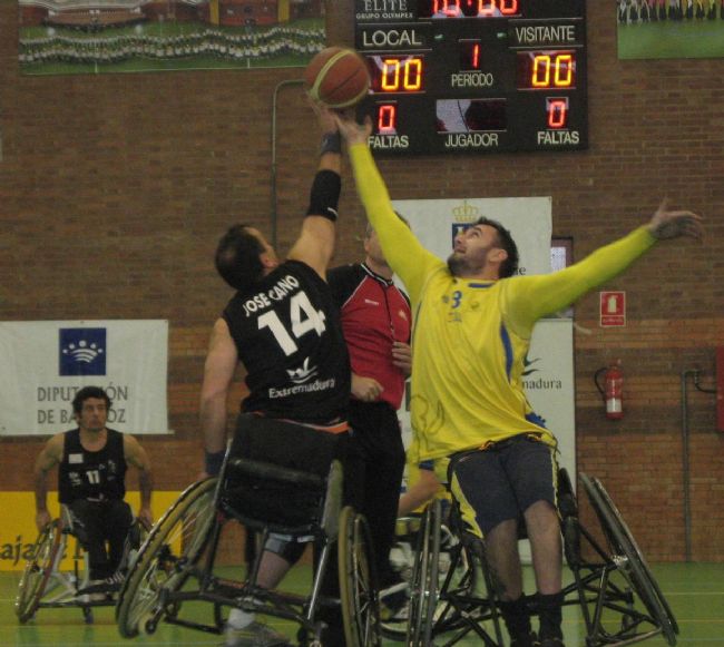 MIDEBA EXTREMADURA, 64-  BSR LAS PALMAS DE GRAN CANARIA, 70. EL MIDEBA EXTREMADURA PIERDE POR M&Eacute;RITOS PROPIOS