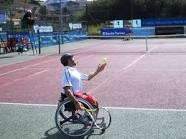 LA FEDERACI&Oacute;N GALLEGA DE TENIS ORGANIZAR&Aacute; UNA JORNADA DE EXHIBICI&Oacute;N DE TENIS ADAPTADO EN SANTIAGO EN LA QUE PRESENTAR&Aacute; LA INMINENTE PUESTA EN MARCHA DE LA ESCUELA ADAPTADA DE SANTIAGO.