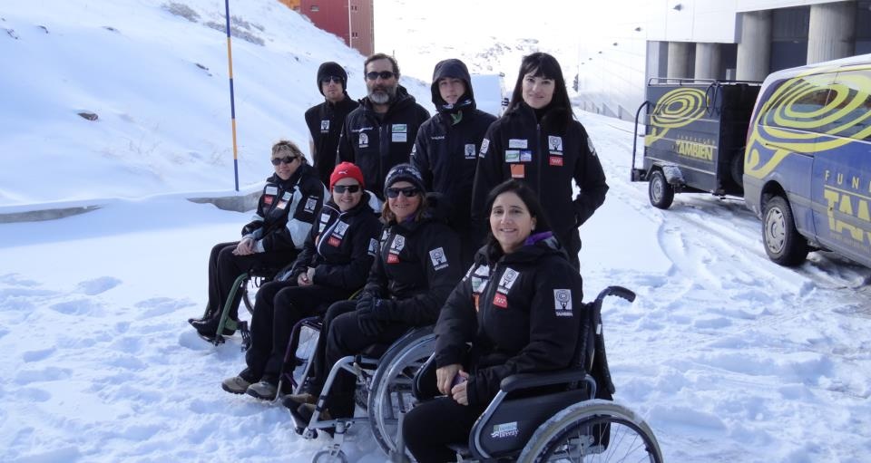 EL EQUIPO DE COMPETICI&Oacute;N DE FUNDACI&Oacute;N TAMBI&Eacute;N DE ESQU&Iacute; ALPINO ADAPTADO, COMIENZA SUS ENTRENAMIENTOS EN SIERRA NEVADA.