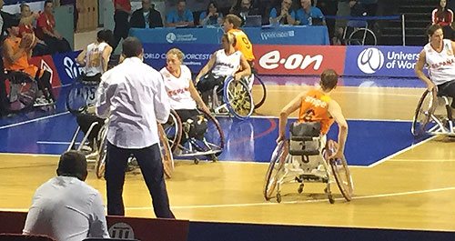Espa&ntilde;a debuta con derrota contra Holanda en el estreno del Europeo de BSR