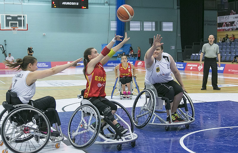 Mejores sensaciones de la selecci&oacute;n femenina en la derrota contra Alemania