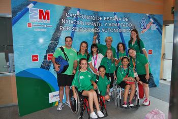 LAS NADADORAS ANDALUZAS SE LLEVAN A CASA DIEZ MEDALLAS EN LOS CAMPEONATOS DE ESPA&Ntilde;A DE NATACI&Oacute;N EN EDAD ESCOLAR POR SELECCIONES AUTON&Oacute;MICAS
