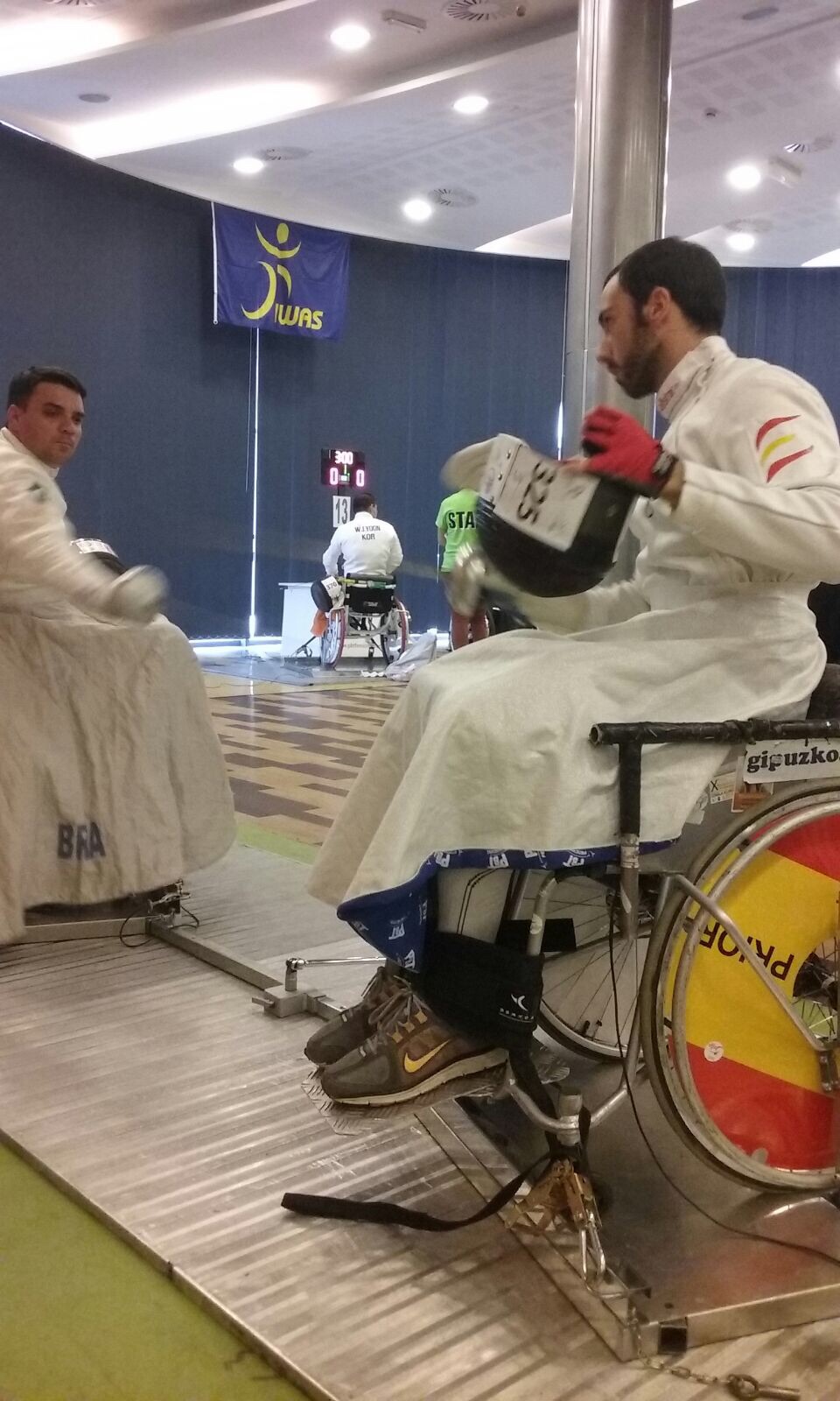 Hoy era el d&iacute;a "D" y la hora "H" para el equipo de Esgrima en Silla de Ruedas en Eger (Hungr&iacute;a)