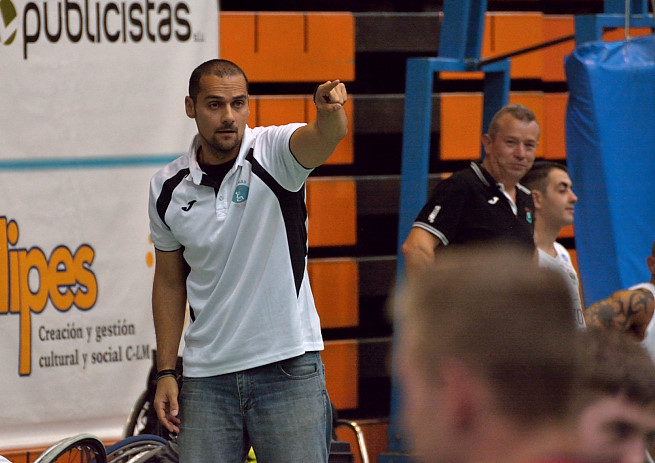 BSR Amiab Albacete entrevista al entrenador Abraham Carri&oacute;n
