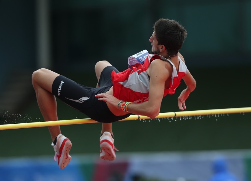 El Atleta Daniel P&eacute;rez logra una meritoria sexta posici&oacute;n en los mundiales