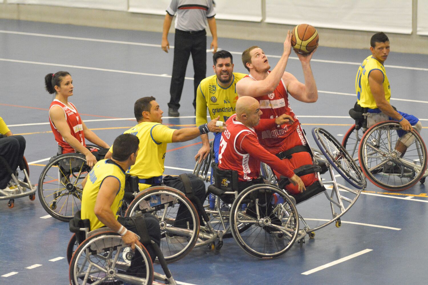 Un desacertado final de partido castig&oacute; al BRS Amiab Albacete con su primera derrota de la emporada, ante el Fundaci&oacute;n Grupo Norte (65-56)
