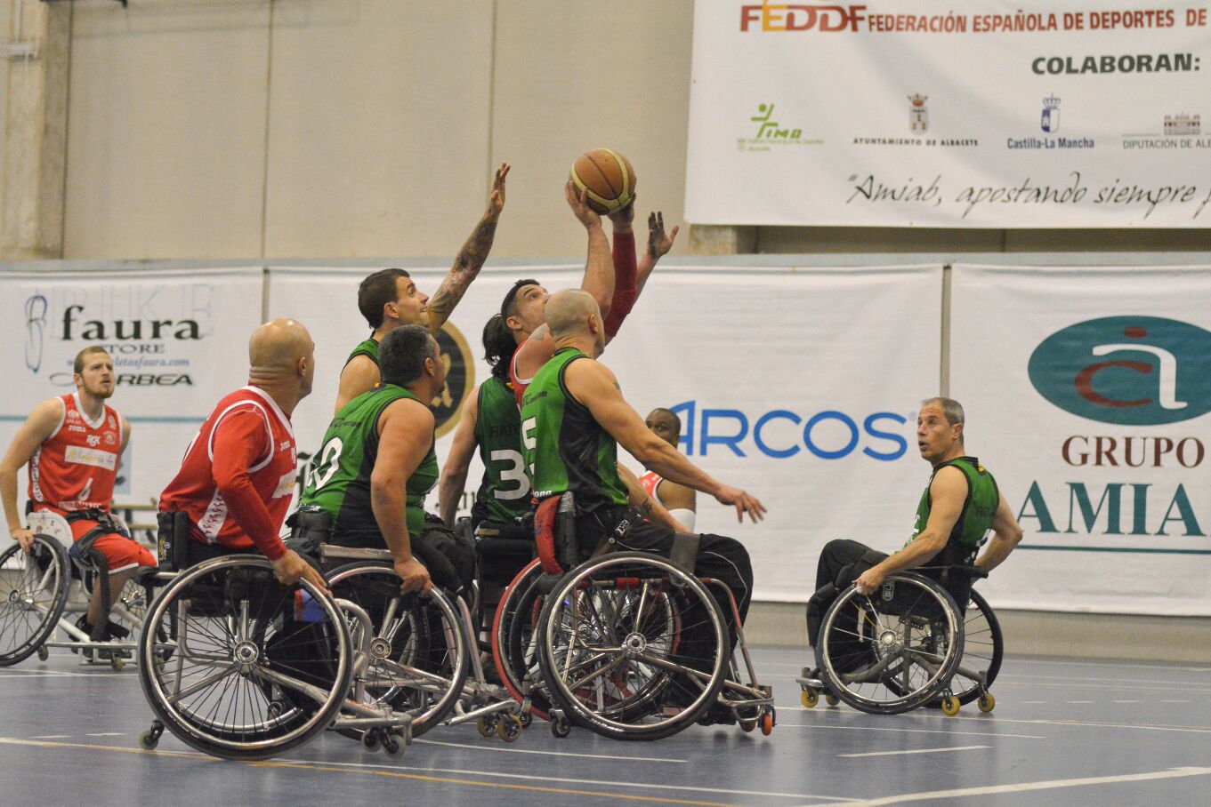 El BSR Amiab se dio un fest&iacute;n ante el Joventut y logr&oacute; una victoria contundente (87-33)