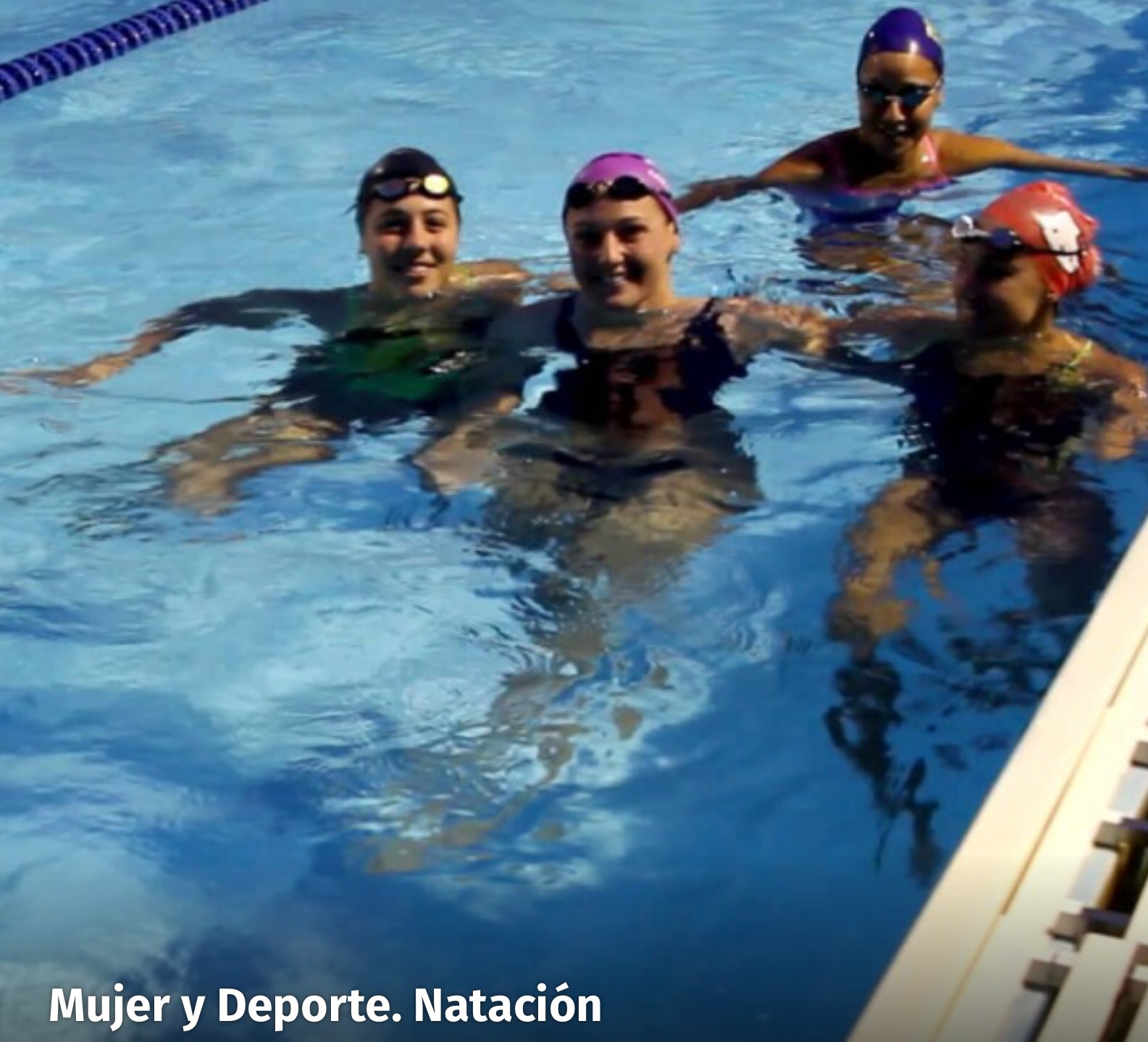 La estrellas de la nataci&oacute;n Duane Da Rocha, Sarai Gasc&oacute;n, Melani Costa y Nuria Marqu&eacute;s graban un v&iacute;deo de inclusi&oacute;n de Mujer y Deporte