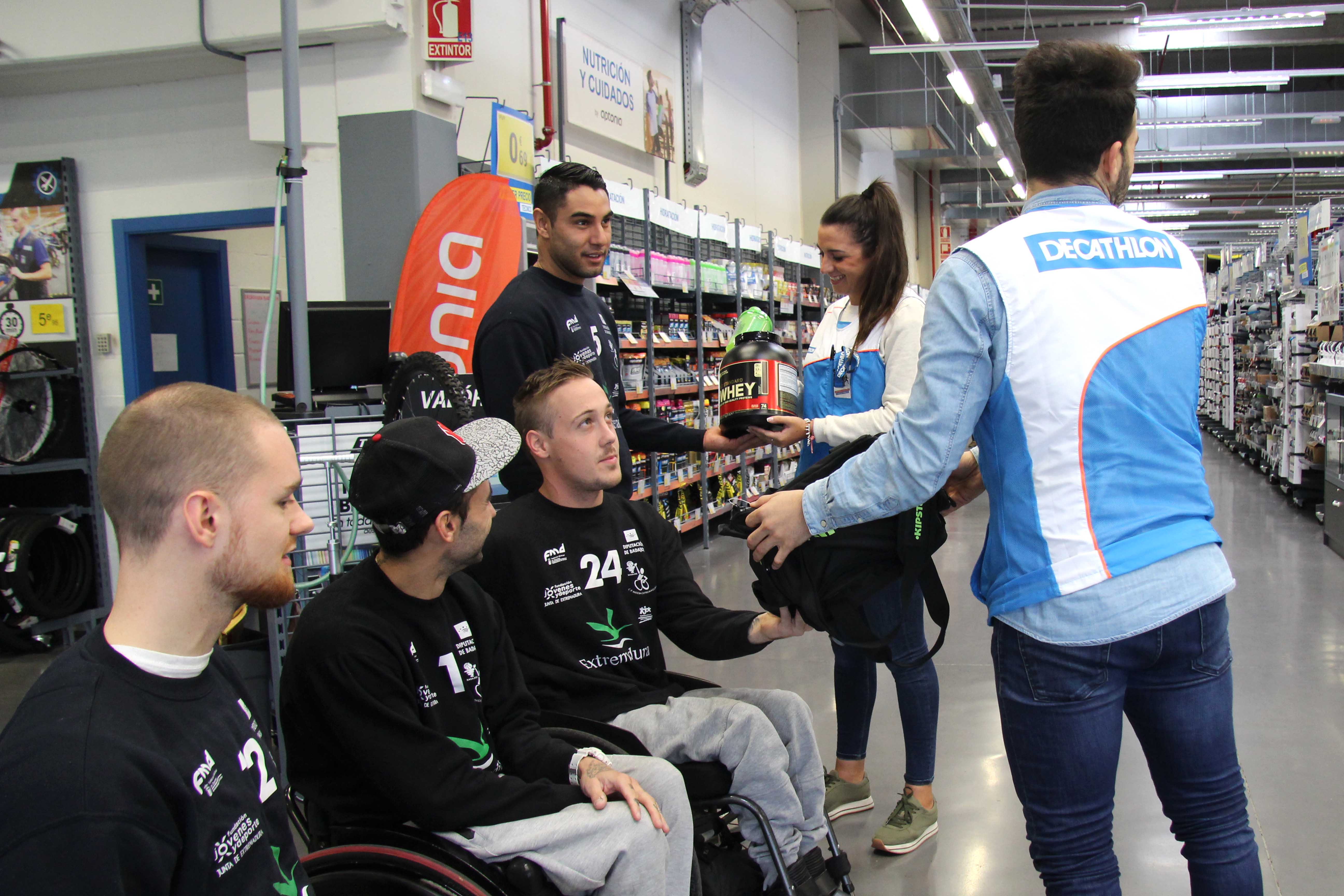 Decathlon apoyar&aacute; al Mideba Extremadura esta temporada