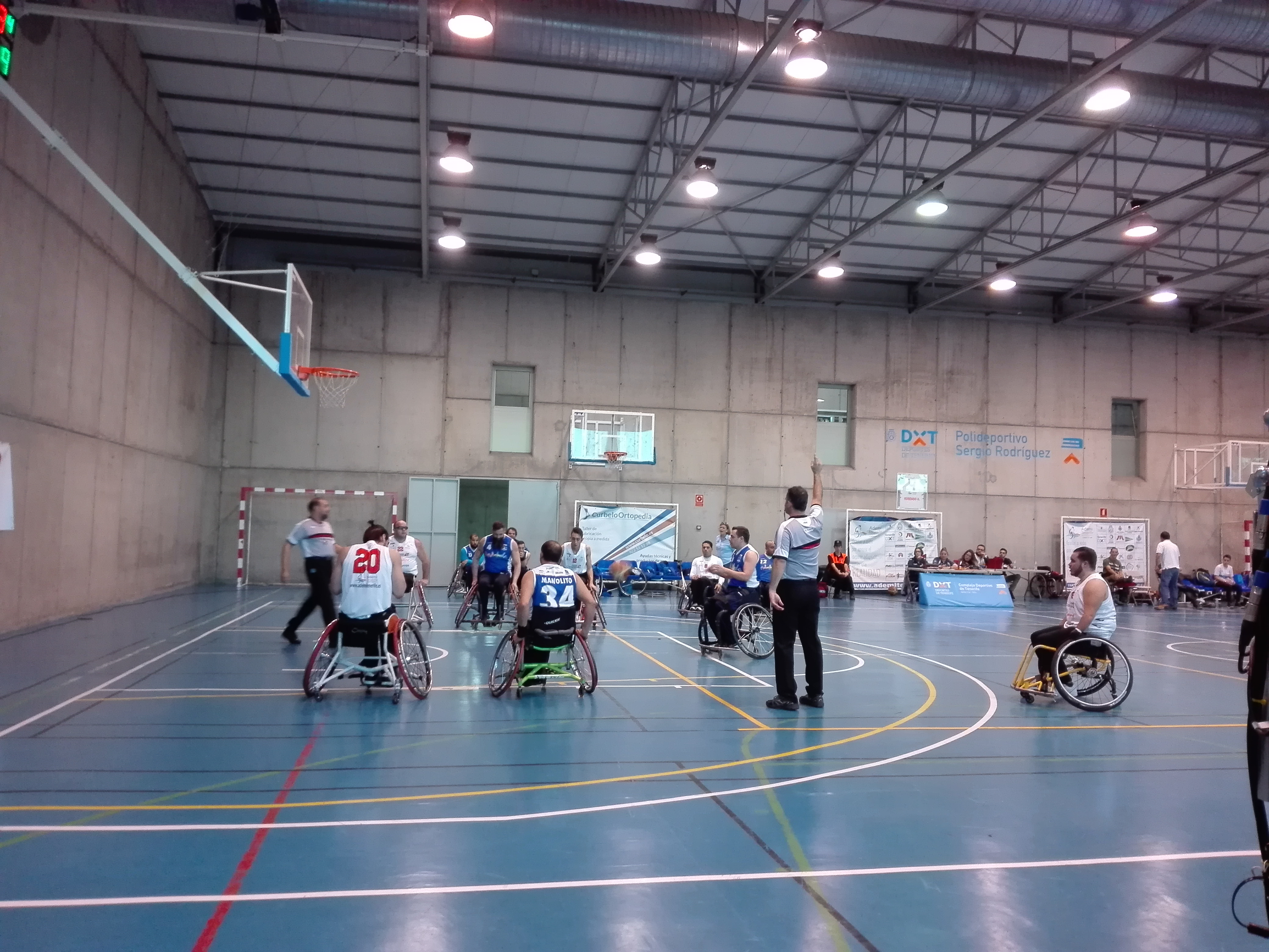 Victoria del Ademi Tenerife ante al ante Deporte Adaptado Bah&iacute;a de C&aacute;diz