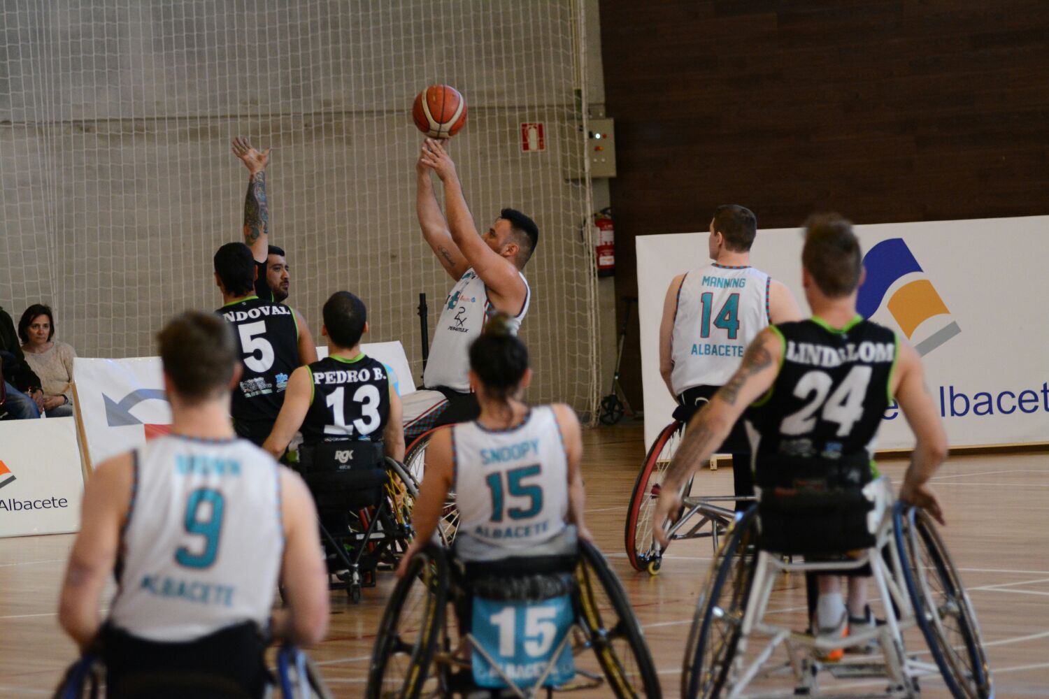 El BSR Amiab Albacete cumpli&oacute; en un partido complicado y gan&oacute; al Mideba Extremadura (78-68)