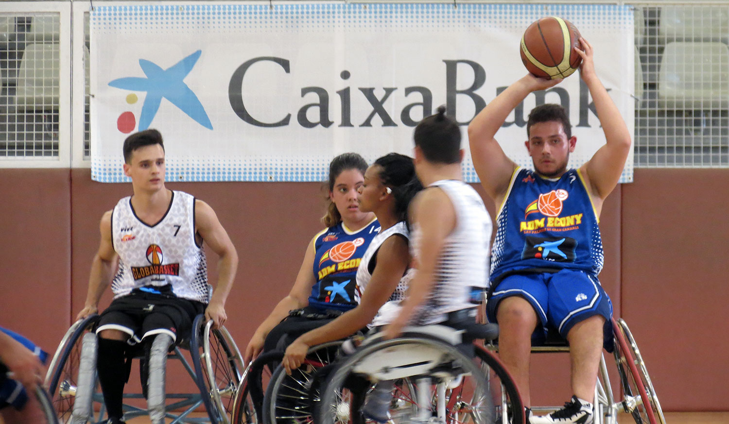 Zuzenak y Global Basket UAB, primeros l&iacute;deres del Campeonato CaixaBank de Escuelas de Espa&ntilde;a