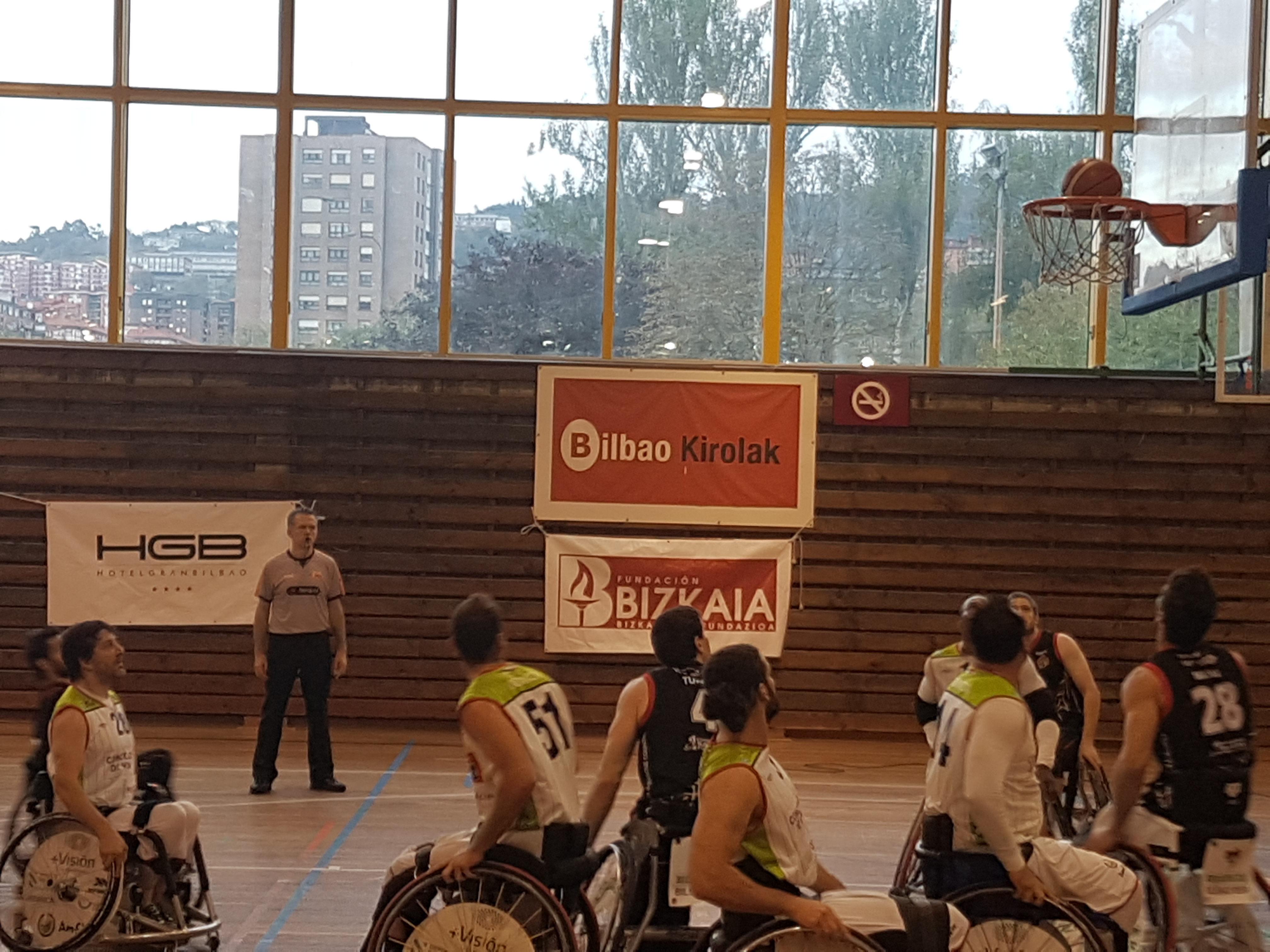 74-75 El Amfiv se lleva los puntos tras una pr&oacute;rroga de infarto