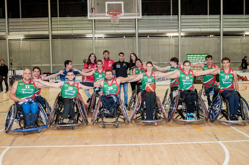 El Fundaci&oacute;n Vital Zuzenak arrolla al Joventut en su debut liguero (72-38)