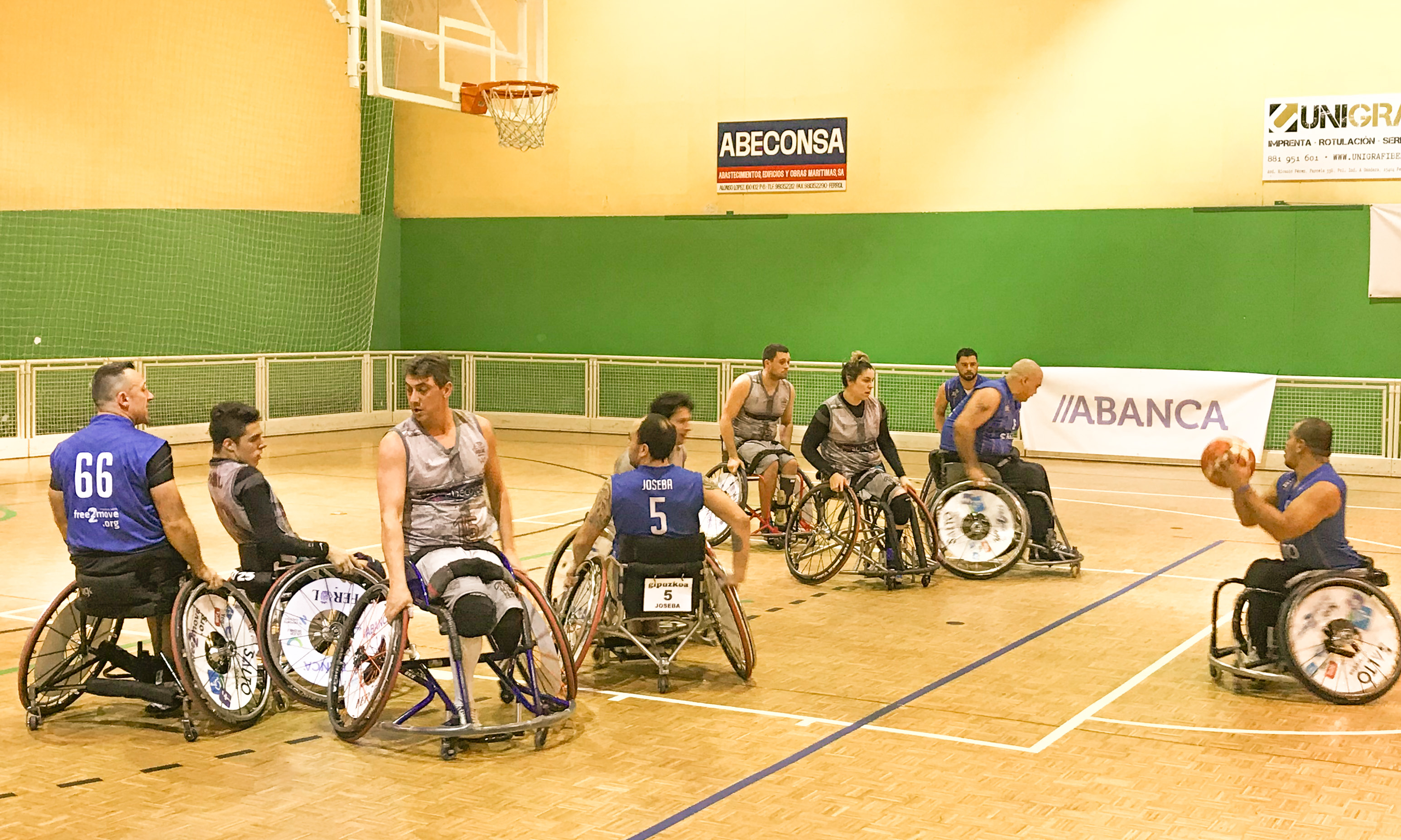 Dura derrota la sufrida en Ferrol frente a un buen Abeconsa Basketmi.