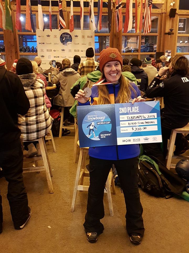 Astrid Fina vuelve a sonreir y consigue la plata en la Copa del Mundo de Snowboard en Canad&aacute;