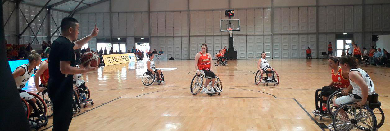 Una gran Espa&ntilde;a femenina roza la victoria ante Gran Breta&ntilde;a
