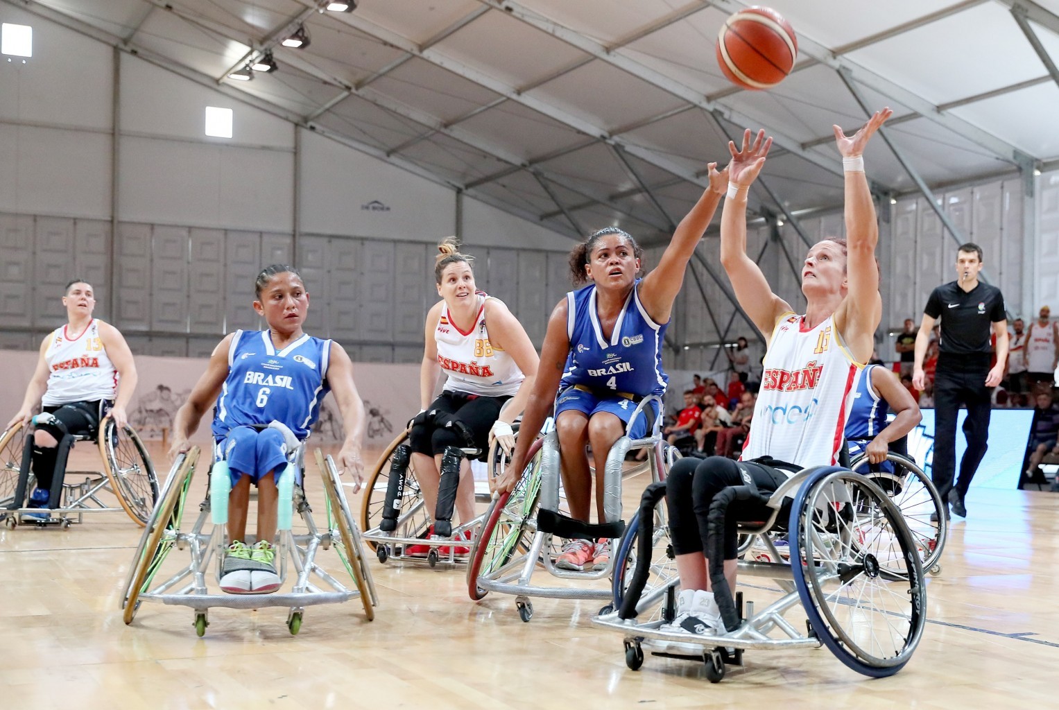 Espa&ntilde;a hace historia con su primera victoria femenina en un Mundial de Baloncesto en Silla de Ruedas