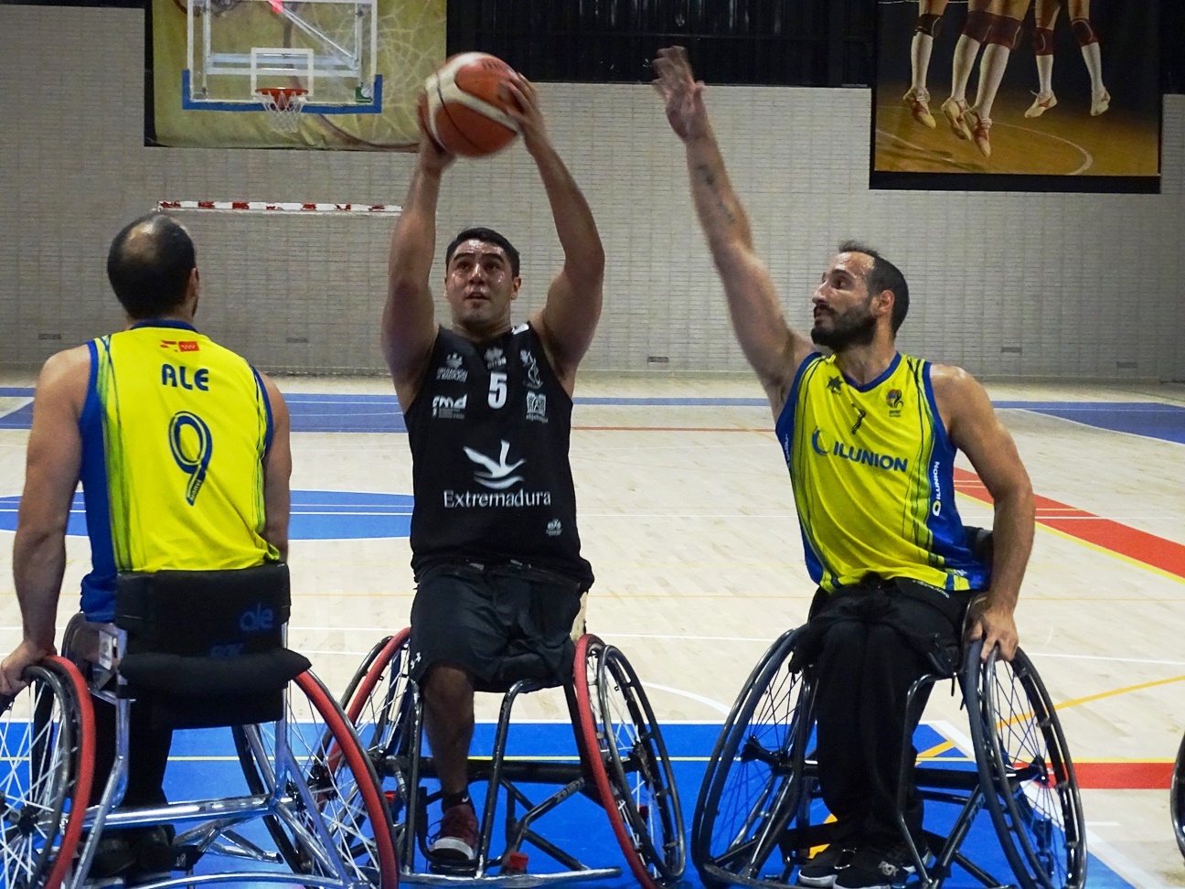 Liga BSR - DIV. HONOR (cr&oacute;nica Mideba): El Mideba Extremadura gana al poderoso Ilunion