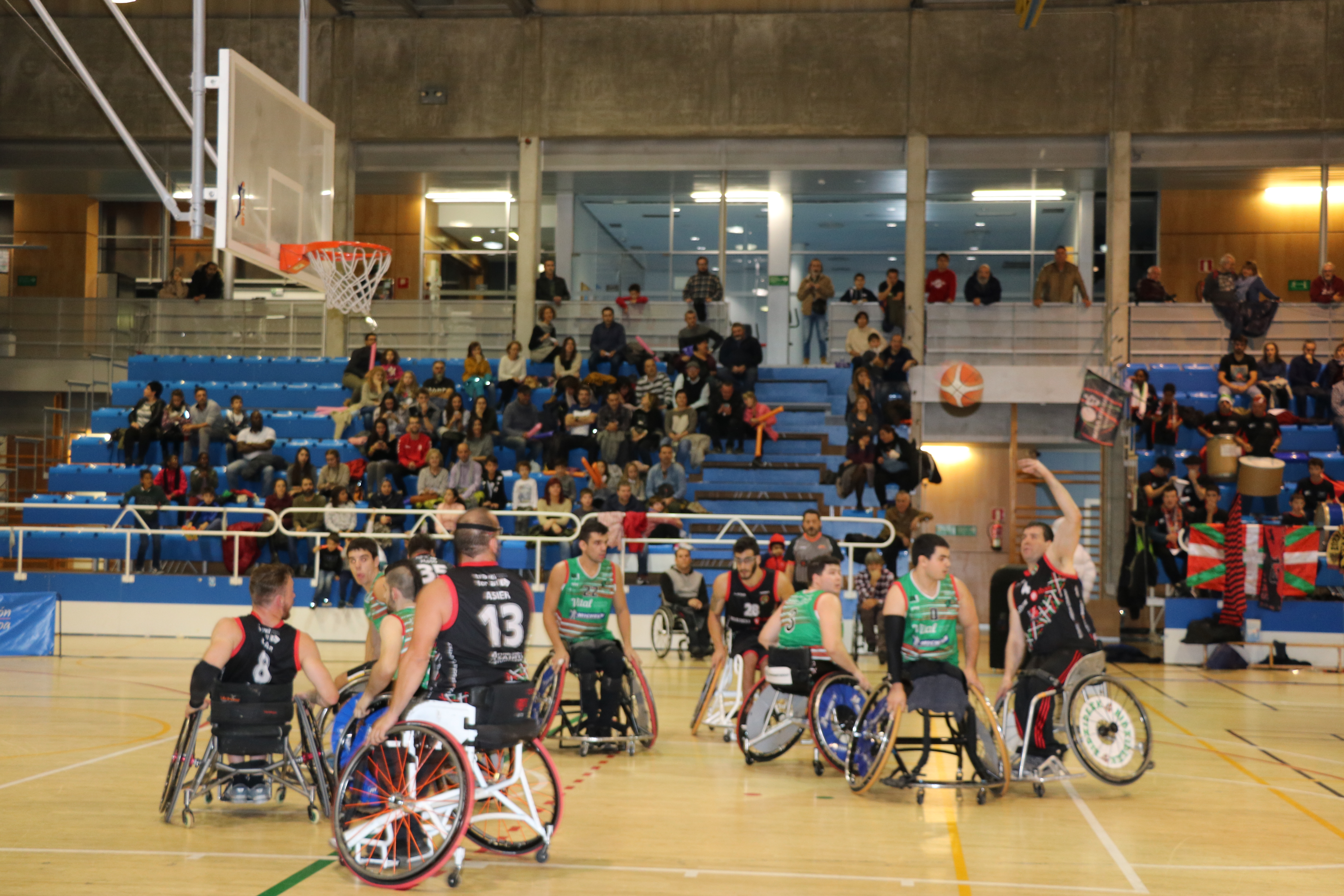 Liga BSR - DIV. HONOR (cr&oacute;nica Bidaideak): Victoria del Bidaideak en el derbi Vasco 63-57. Cuando la veteran&iacute;a es un grado