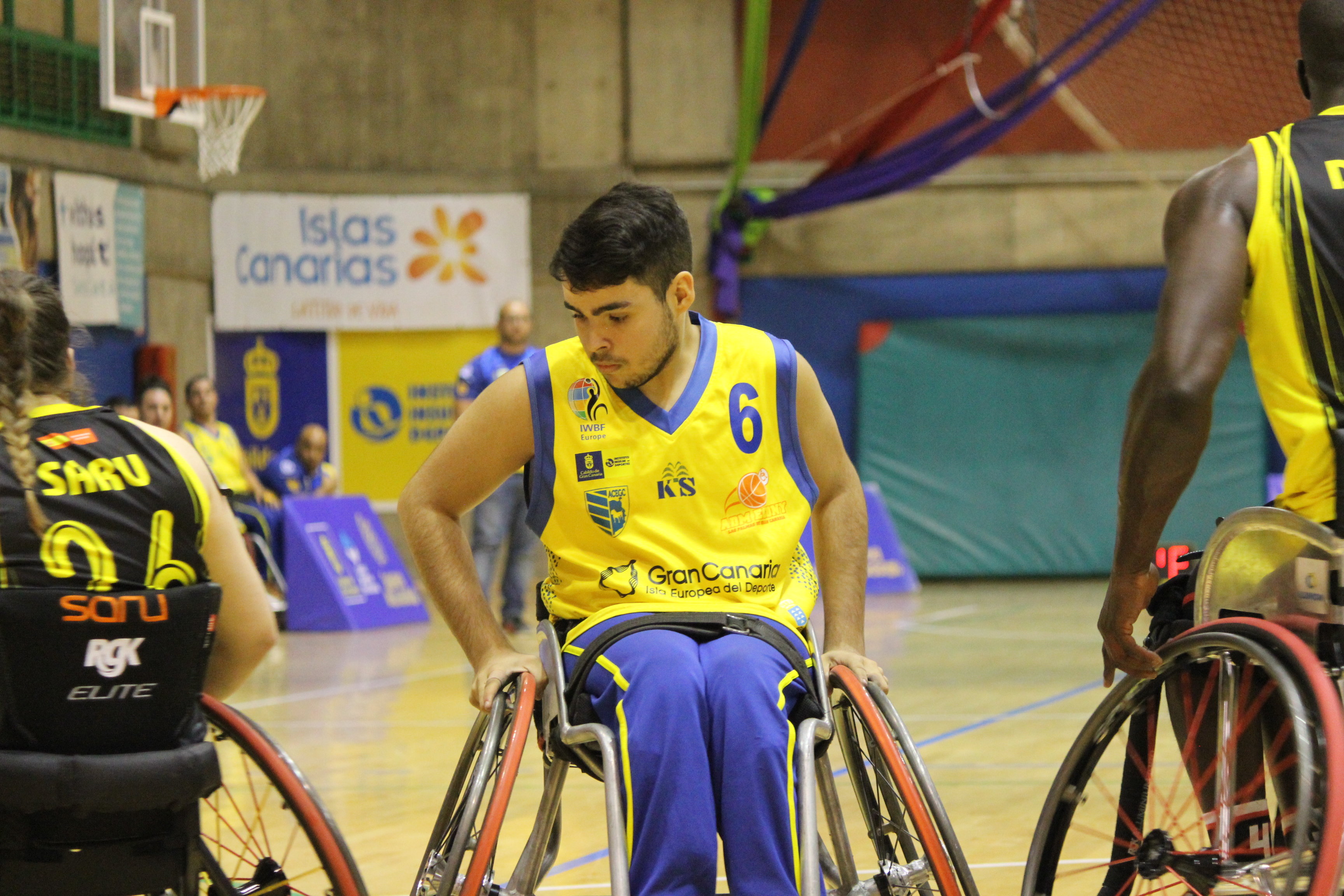 Liga BSR - DIV. HONOR (cr&oacute;nica G. Canaria): El BSR ACE Gran Canaria planta batalla, pero no puede superar al gigante madrile&ntilde;o (67-74)