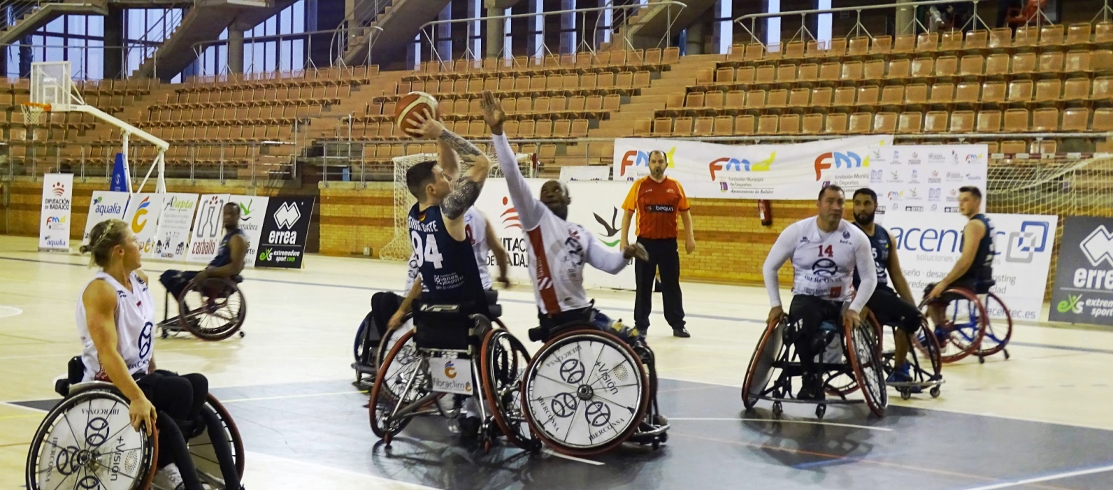 Liga BSR - DIV. HONOR (cr&oacute;nica Mideba):   El Mideba Extremadura no da opciones al Amfiv