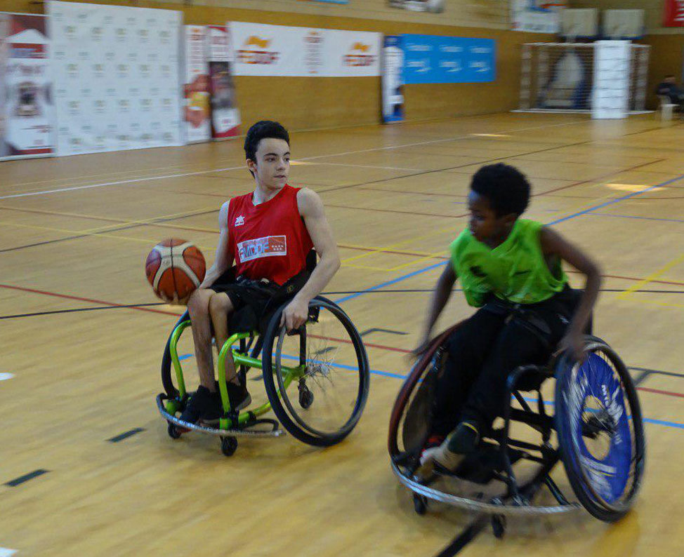 Madrid-Catalu&ntilde;a, final del campeonato de Espa&ntilde;a escolar de baloncesto en silla de ruedas
