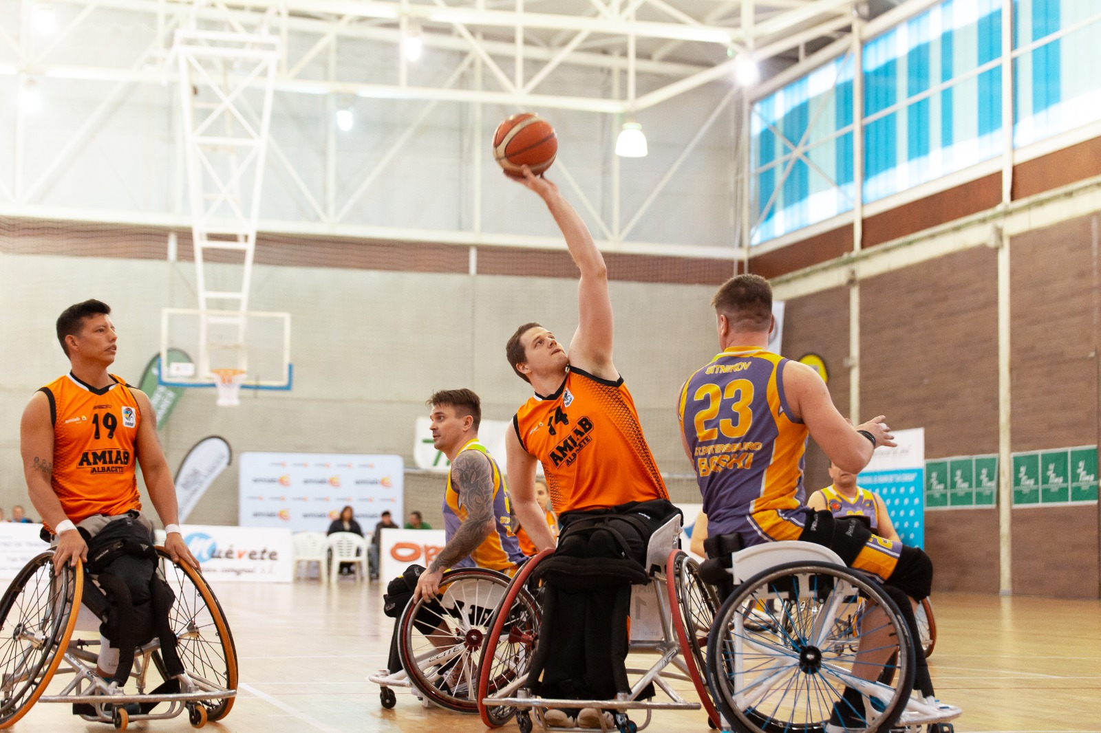 Un arrollador BSR Amiab Albacete entra por tercer a&ntilde;o en los cuartos de final de la Champions