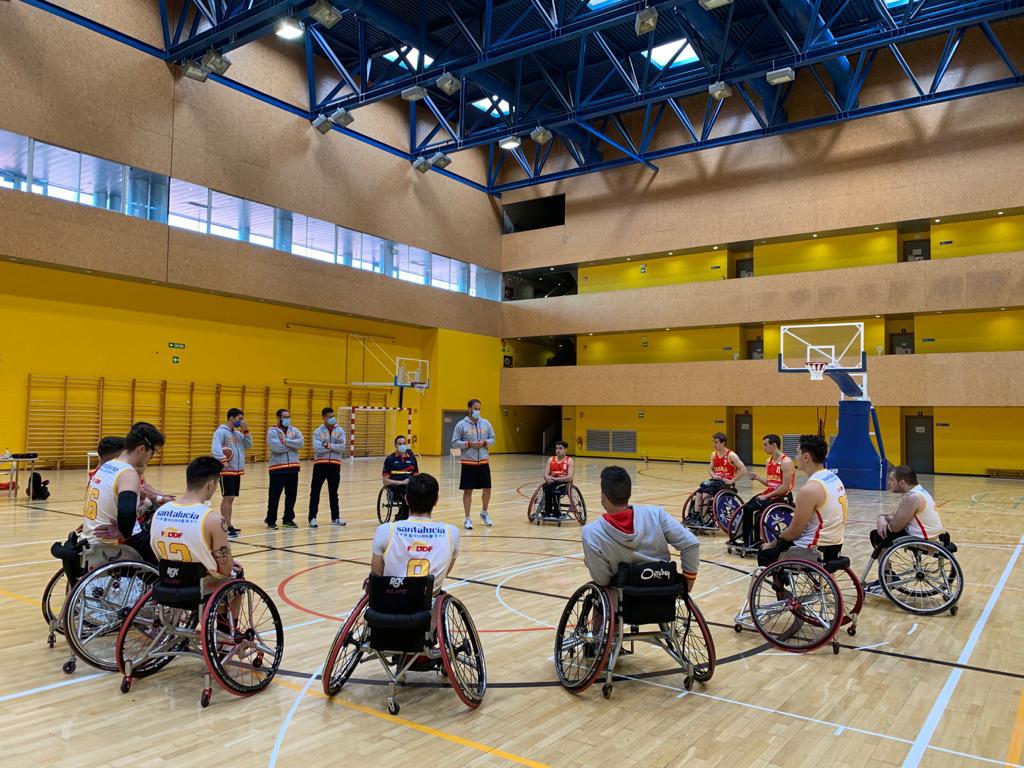 Avil&eacute;s, epicentro del baloncesto en silla de ruedas para despedir el a&ntilde;o