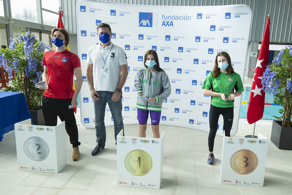 Anastasiya Dmytriv, Enrique Alhambra y Nahia Zudaire triunfan en el Campeonato Axa de Promesas Paral&iacute;mpicas de nataci&oacute;n
