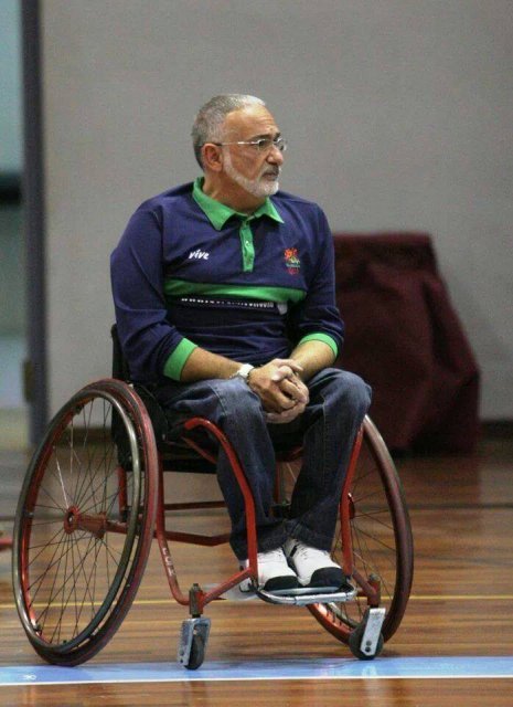 El pabell&oacute;n cubierto de V&eacute;lez-M&aacute;laga pasa a llamarse Francisco Aguilar