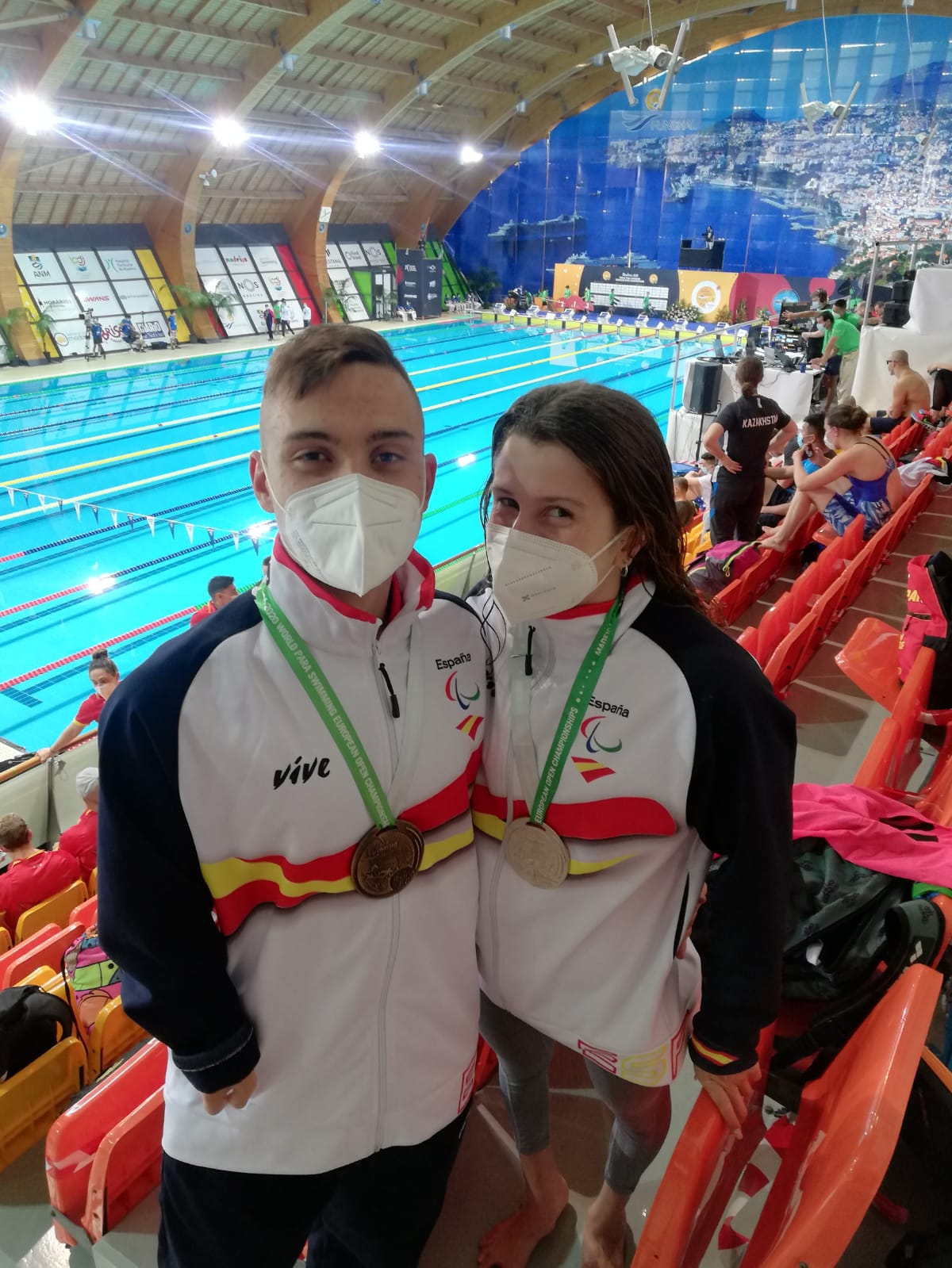 Cinco medallas en la jornada inaugural del Europeo de nataci&oacute;n de Madeira
