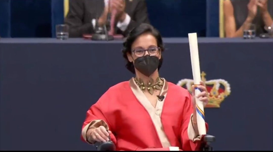 Teresa Perales recibe el premio Princesa de Asturias de los Deportes
