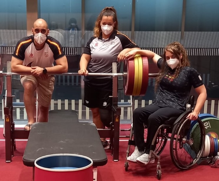 Loida Zabala y Montse Alcoba participar&aacute;n en el Mundial de powerlifting de Tiflis