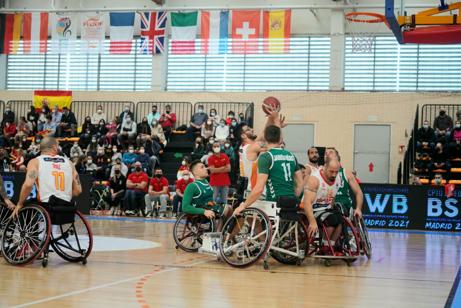 86-48. La selecci&oacute;n masculina asegura el pase a cuartos tras ganar a Lituania