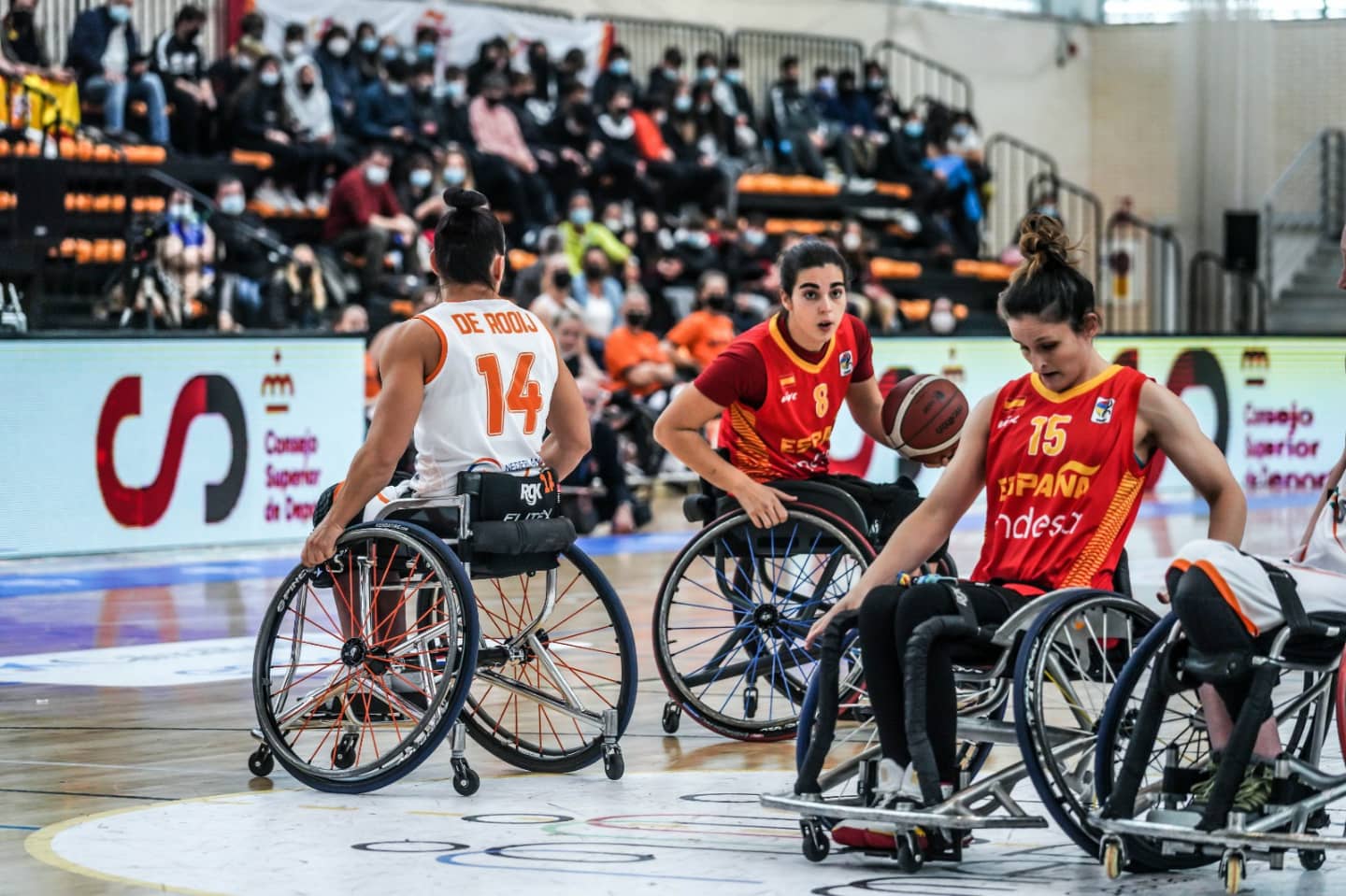 33-68. Espa&ntilde;a pierde con Pa&iacute;ses Bajos y pelear&aacute; por el bronce en el Europeo