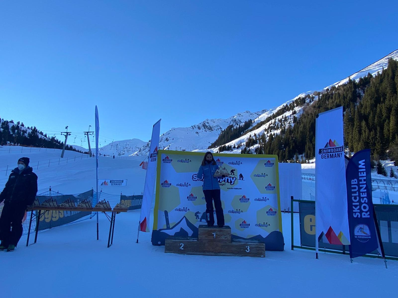 Irati Idiakez, doble campeona de la Copa del Mundo de snowboard en Austria