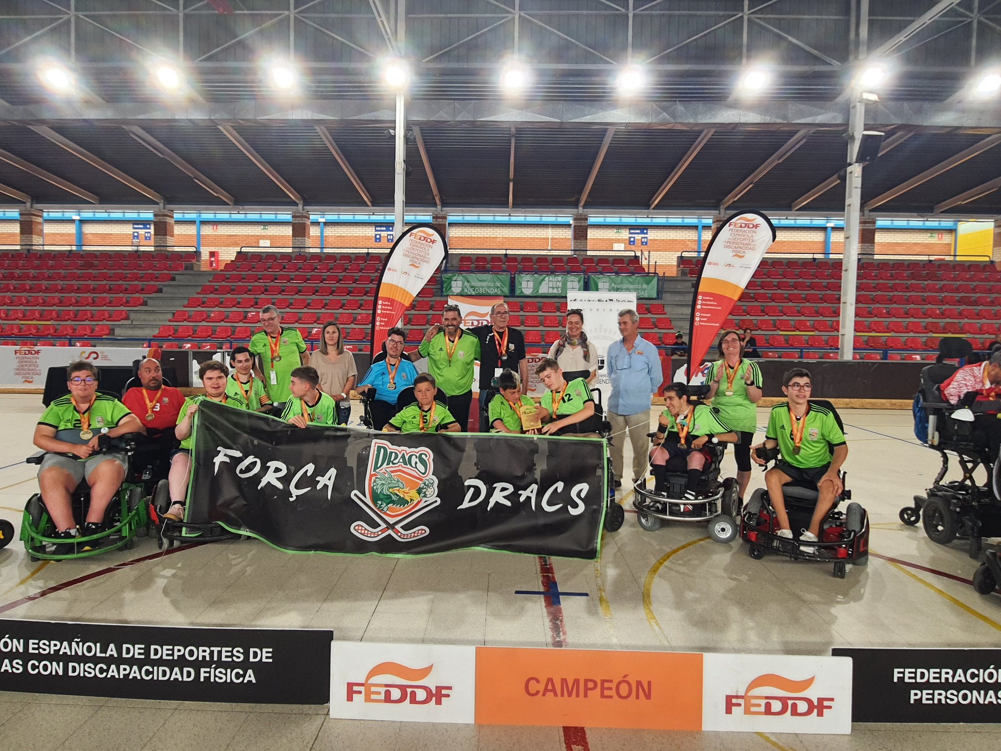 Dracs CEA, campe&oacute;n de Espa&ntilde;a de hockey en silla de ruedas el&eacute;ctrica
