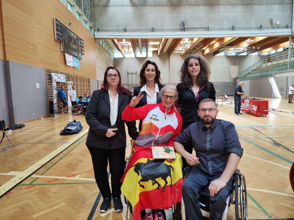 Bego&ntilde;a Garrido conquista dos platas en la Copa del Mundo de esgrima de Klagenfurt