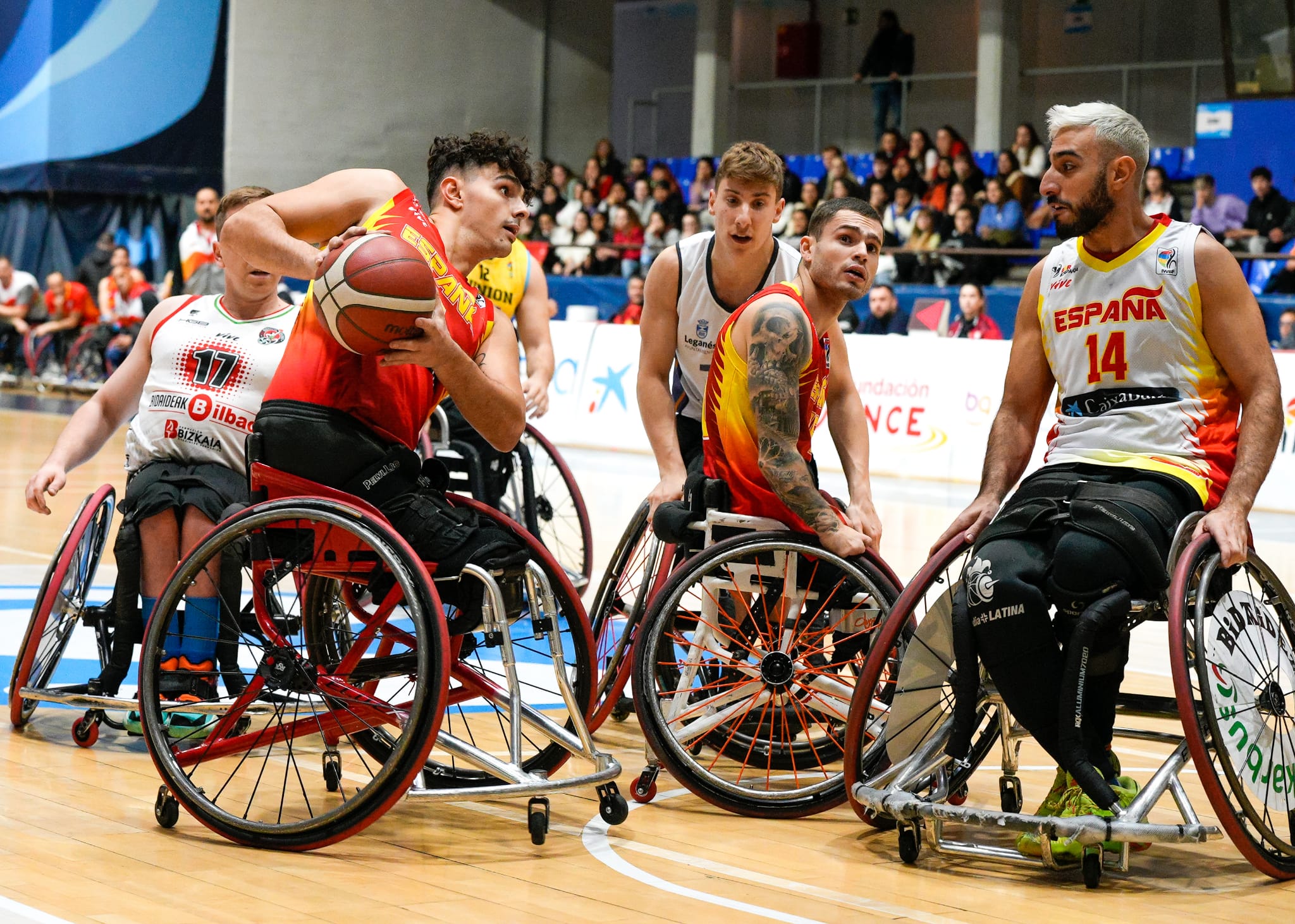 Espa&ntilde;a se impone en un amistoso al combinado All Star Liga BSR