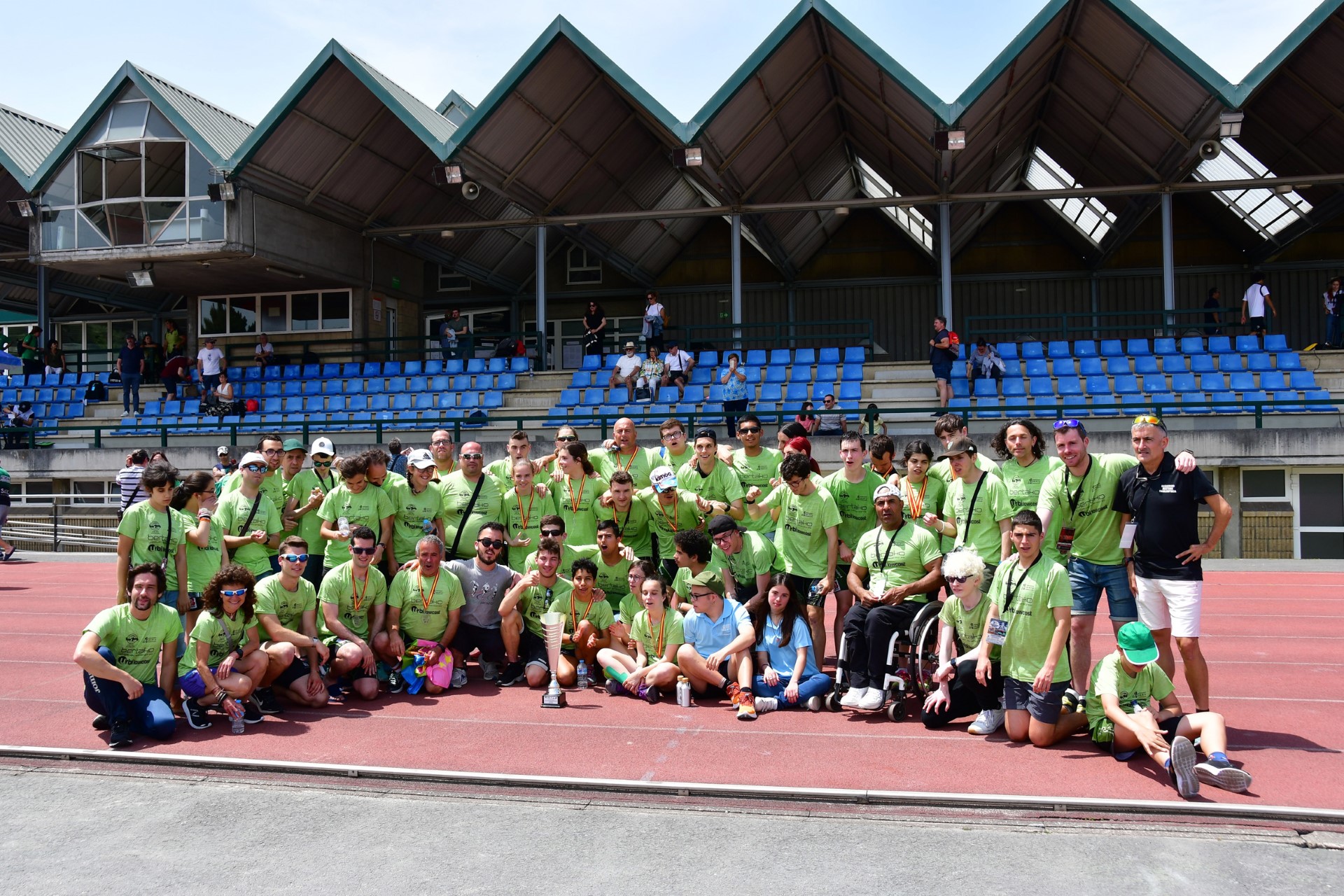 El Club de Atletismo Ascensores Bertako Javi Conde revalida el t&iacute;tulo de campe&oacute;n de Espa&ntilde;a