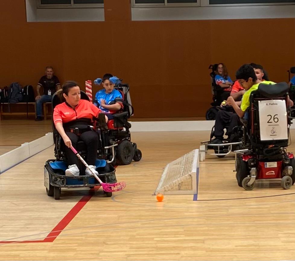 Avantage domina la segunda jornada de la Liga de hockey en silla de ruedas