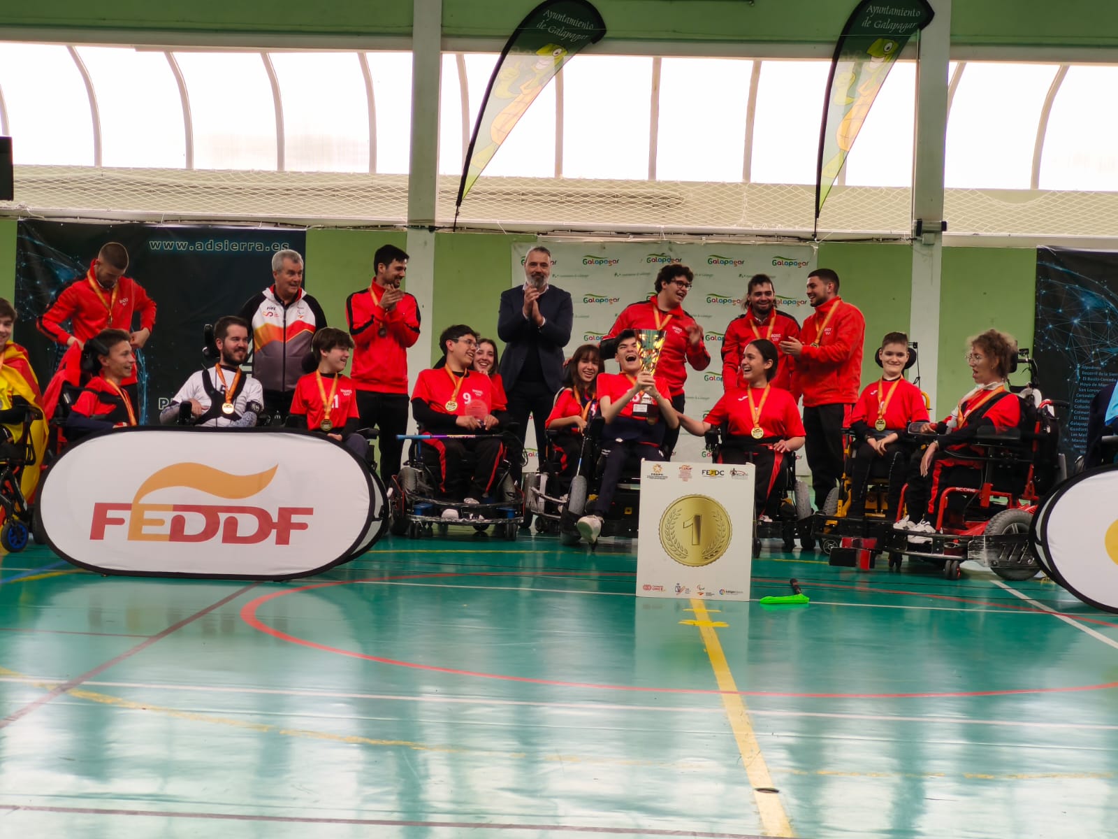 Madrid, campeona de Espa&ntilde;a por Comunidades Aut&oacute;nomas de hockey en silla de ruedas el&eacute;ctrica 