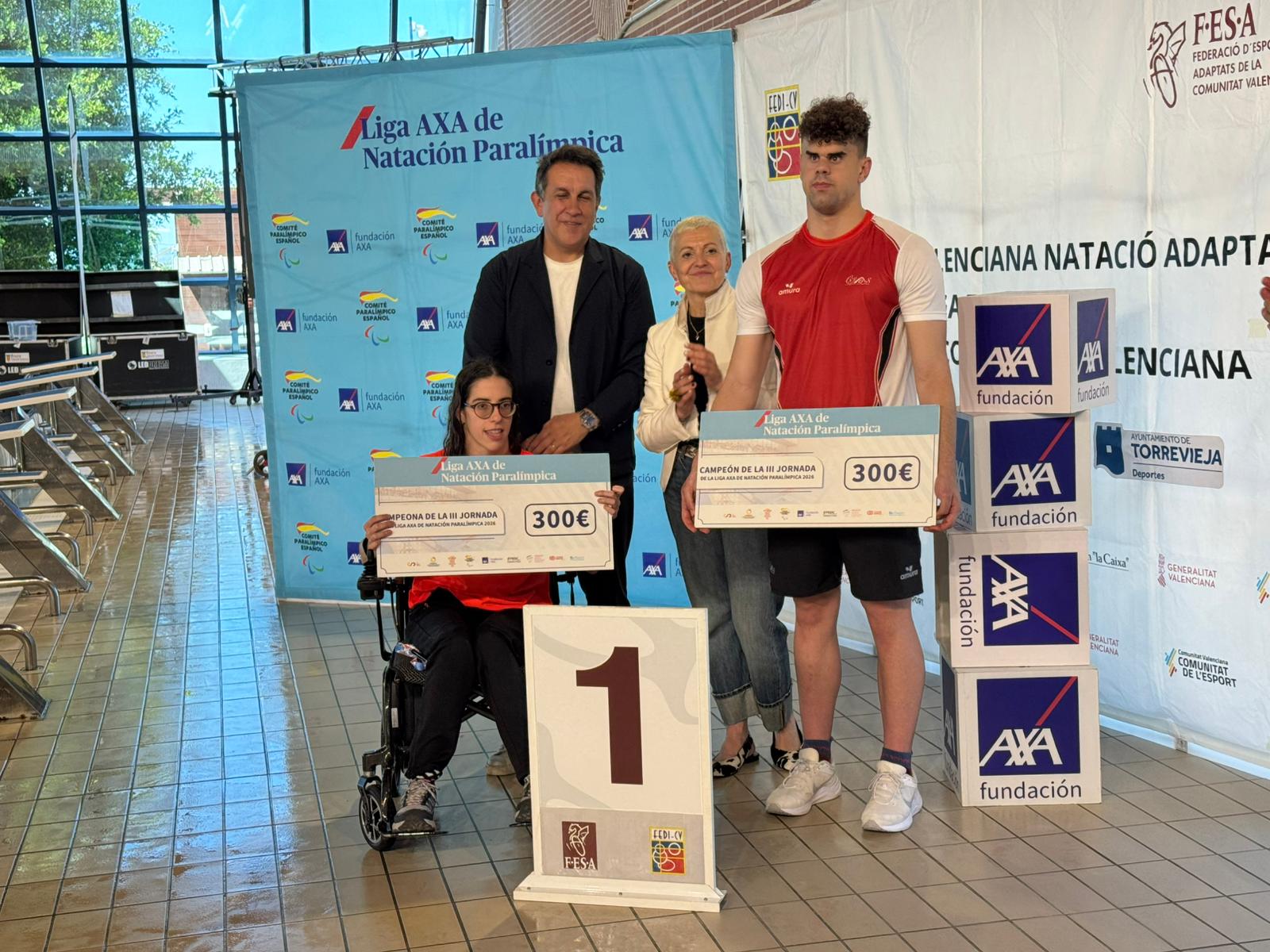 Delia Fontcuberta y Juan Ferr&oacute;n se imponen en la tercera jornada de la Liga AXA de nataci&oacute;n paral&iacute;mpica