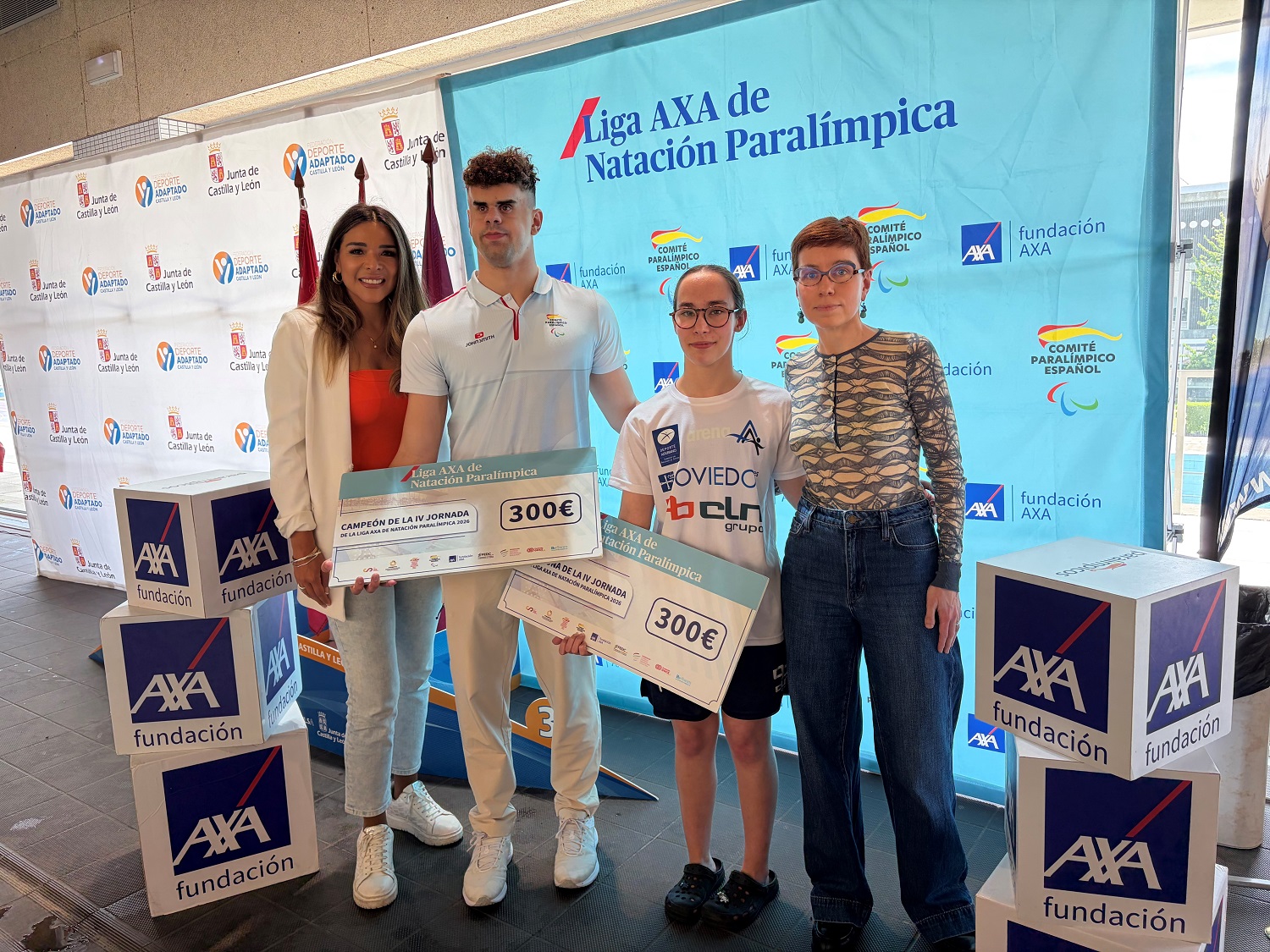 Juan Ferr&oacute;n y Paula S&aacute;nchez, ganadores de la cuarta jornada de la Liga AXA de nataci&oacute;n paral&iacute;mpica